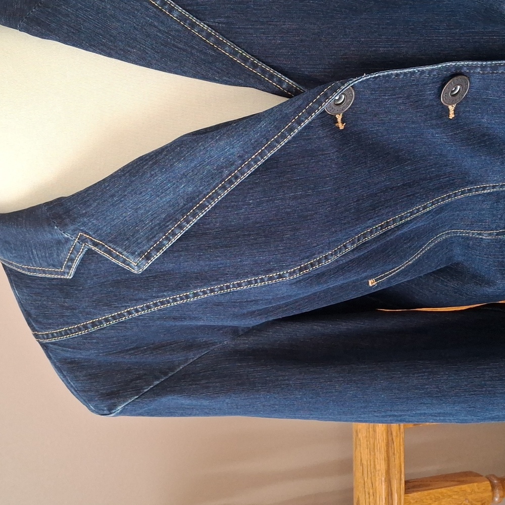 Navy Blue Denim Jacket with Blazer Cut and Relaxed Fit - Picture 2 of 7